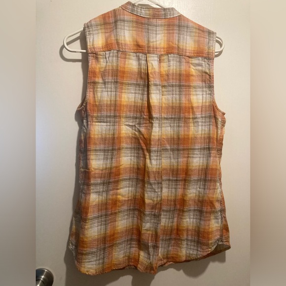 Blake Shelton Lands End top - Picture 2 of 5